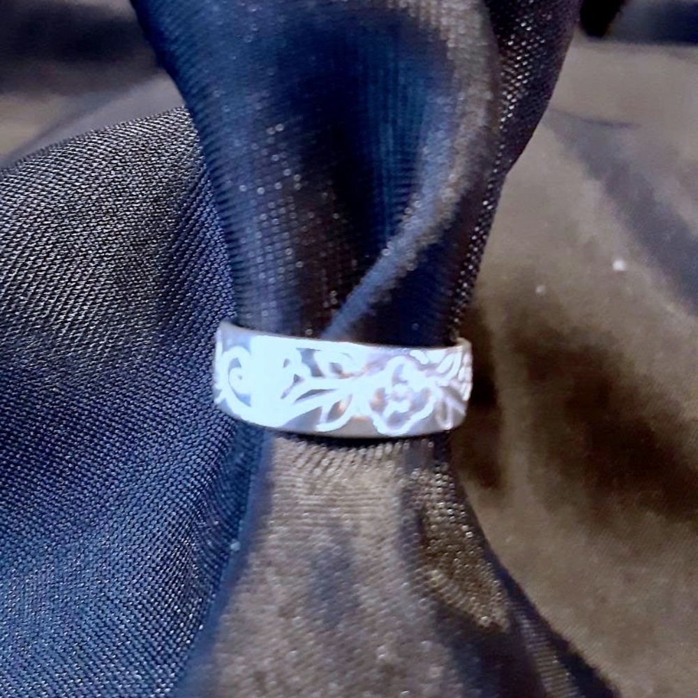 💲SALE💲 HOST PICK!  NWOT .925 Sterling Silver Floral Toe Ring Adjustable
